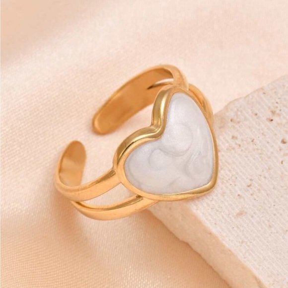 Heart decor adjustable ring - Picture 3 of 5